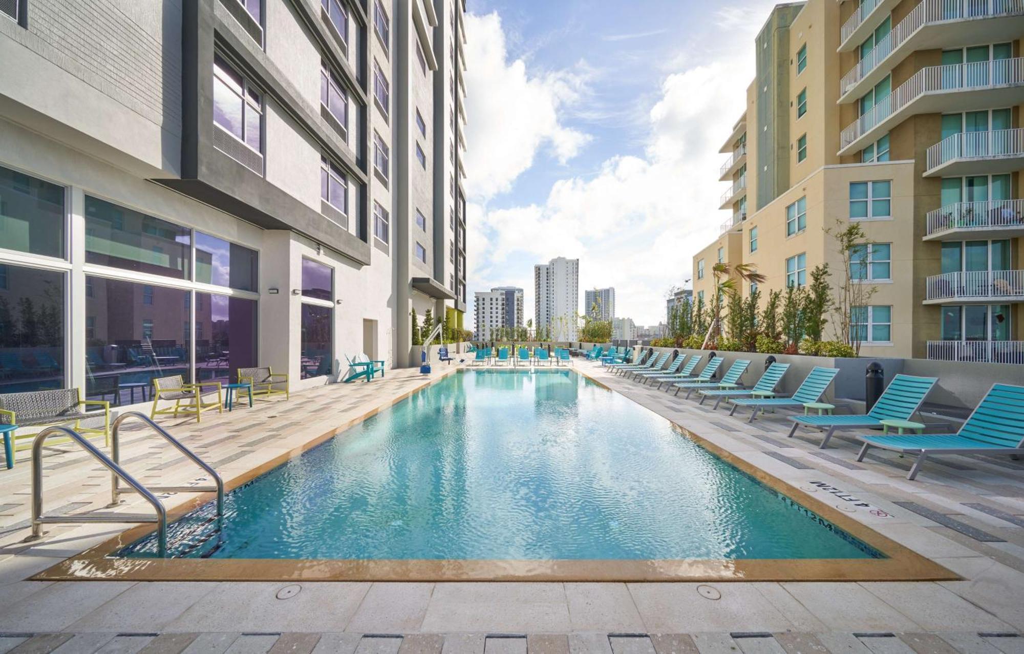Home2 Suites By Hilton Ft. Lauderdale Downtown, Fl Fort Lauderdale Exteriör bild